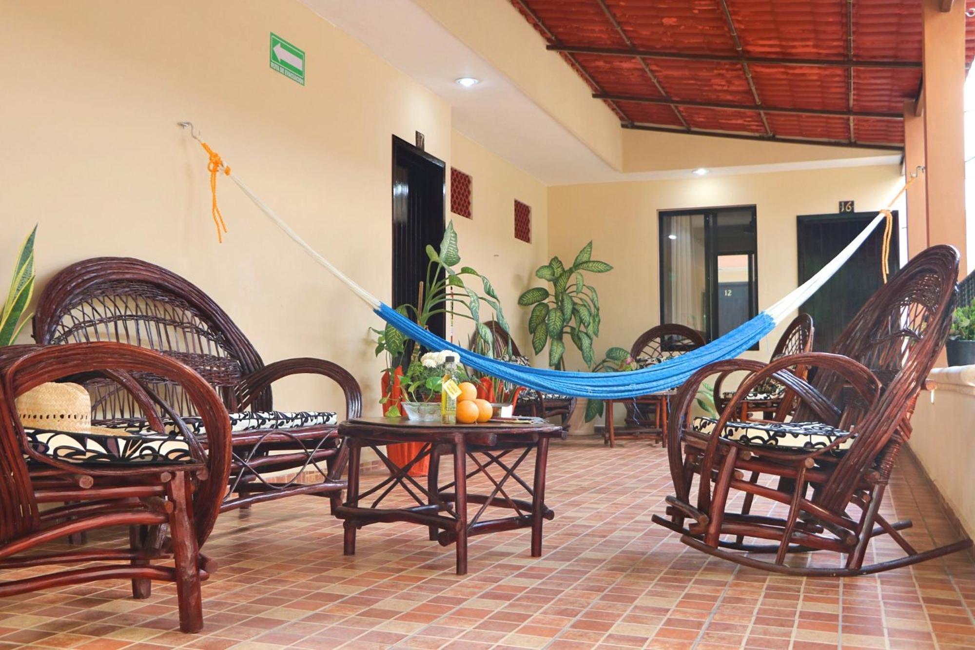 Hotel Casa Pellegrin Mérida Buitenkant foto
